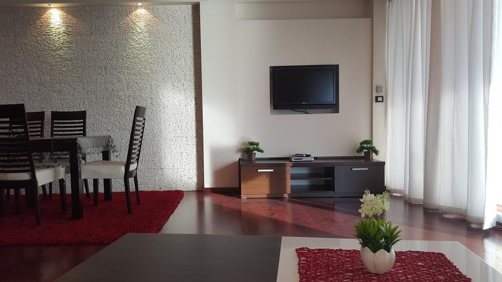 Apartments Rino Lux Светі-Стефан Екстер'єр фото